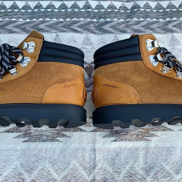 Sorel Ainsley Conquest ankle leather and suede waterproof boots - Picture 7 of 8